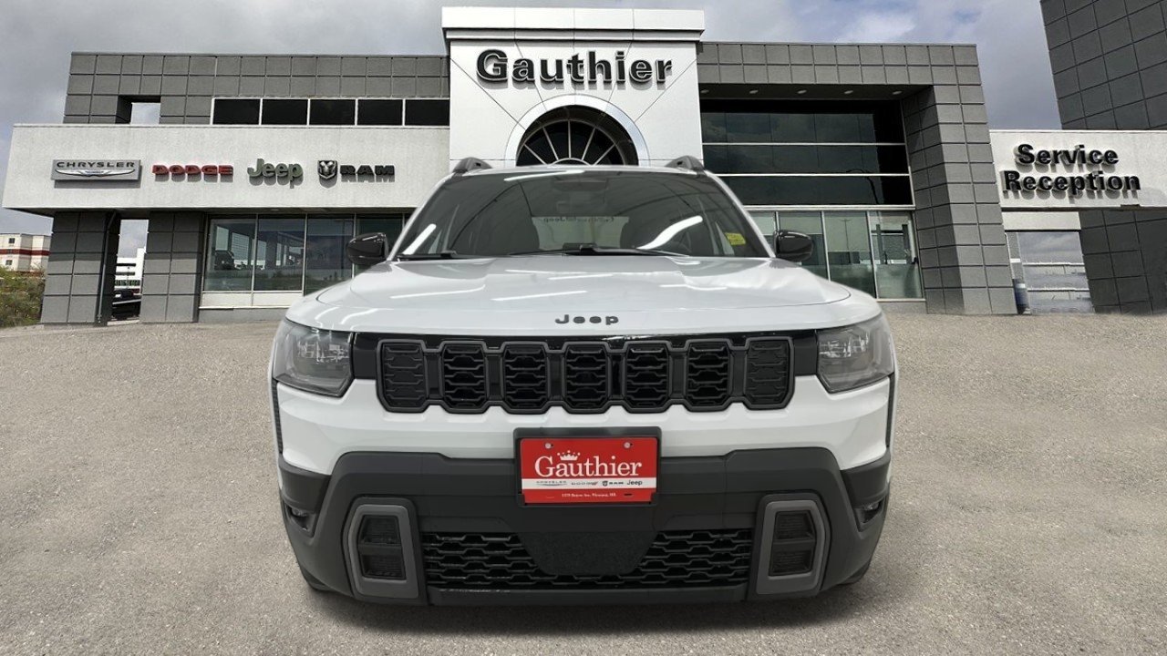 Used 2026 Jeep Cherokee Laredo