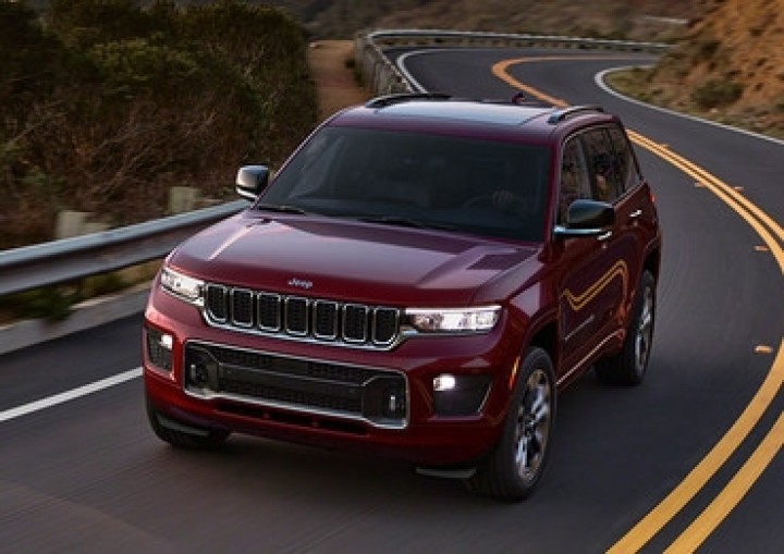 2025 Jeep Grand Cherokee Brochure